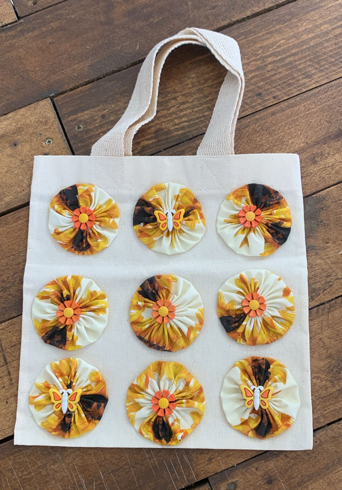 BOLSA ALGODÃO M COM 9 FUXICOS