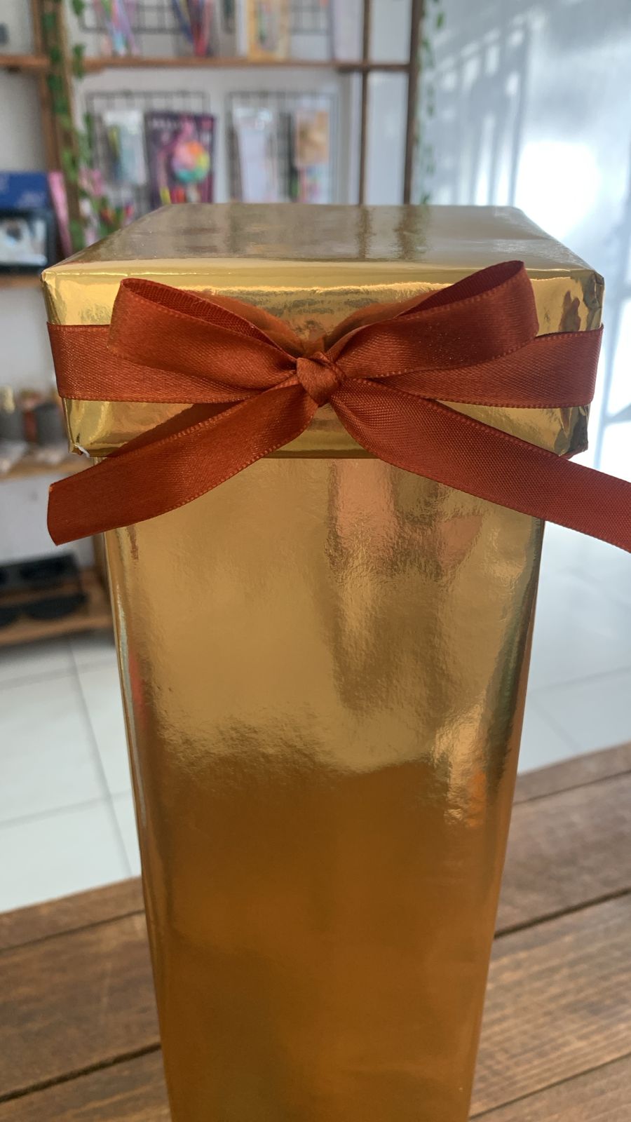 CAIXA PARA VINHO DOURADA