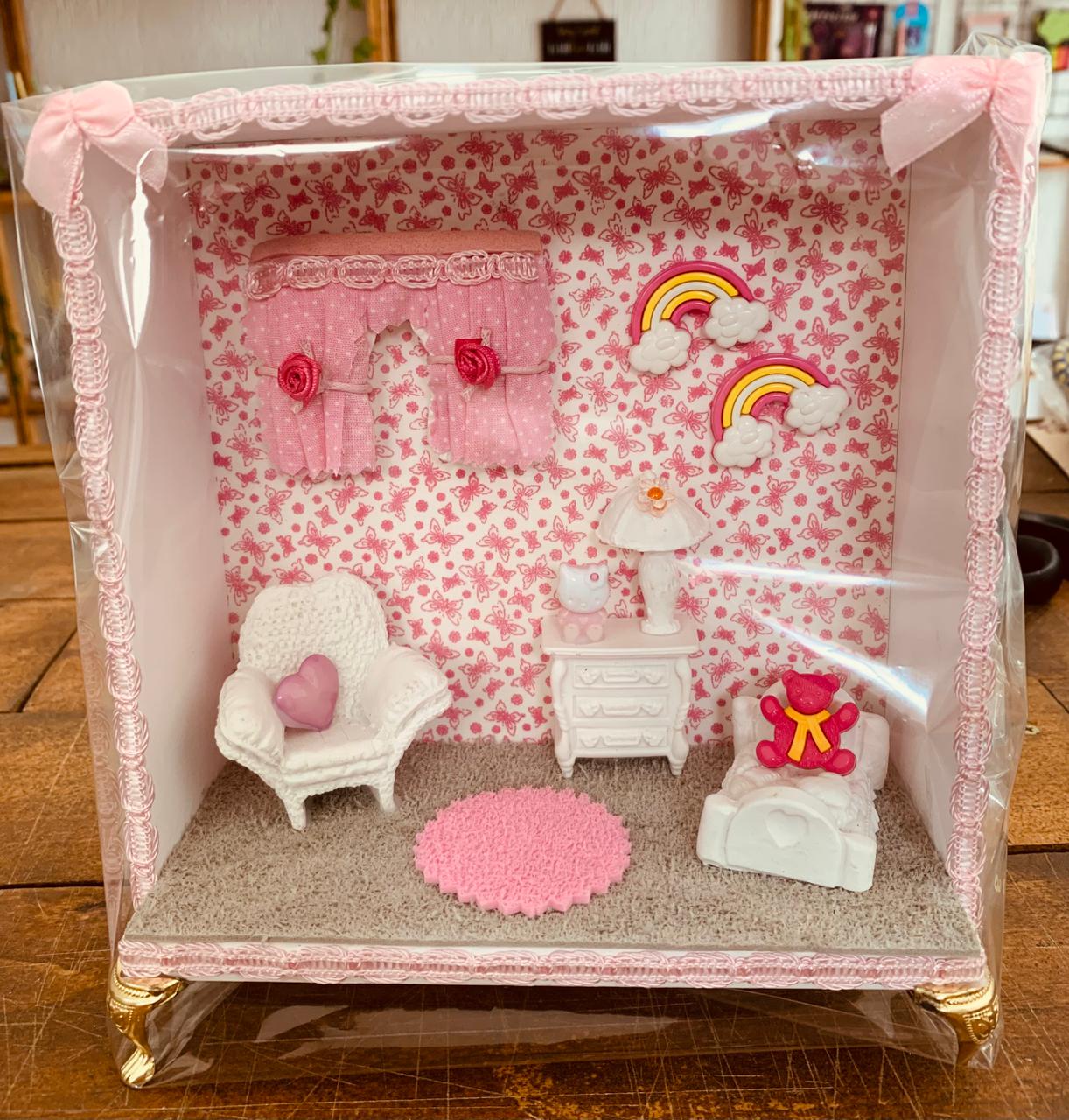 QUADRO MINIATURA QUARTO MENINA