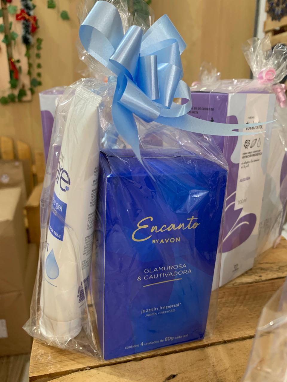 KIT SABONETE FACIAL + SABONETE JASMIM AVON