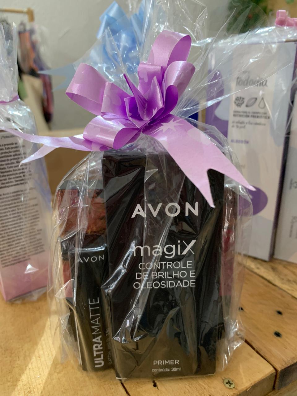 KIT SOMBRA/ BATOM/ PRIME AVON
